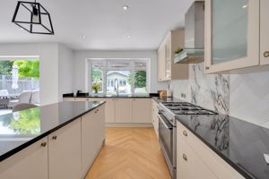 Photo 11- click for photo gallery